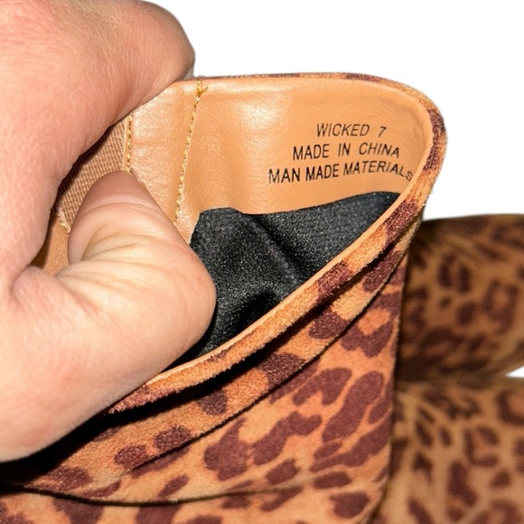 Leopard Print Hey Girl by Corkys Ankle Cowgirl Boots - Size 7 NWOB - Picture 10 of 12